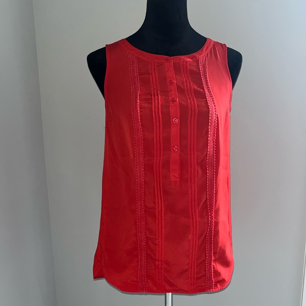 Ann Taylor Sleeveless Top